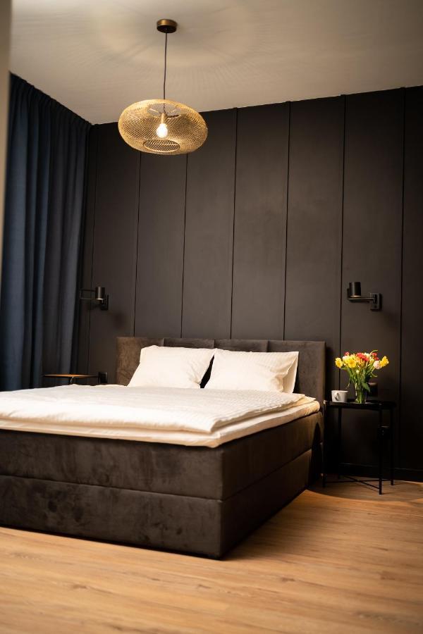 Apartament No1 Wyszynskiego Wrocław Exteriör bild